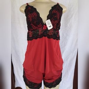Two Pieces Red and Black Pajamas